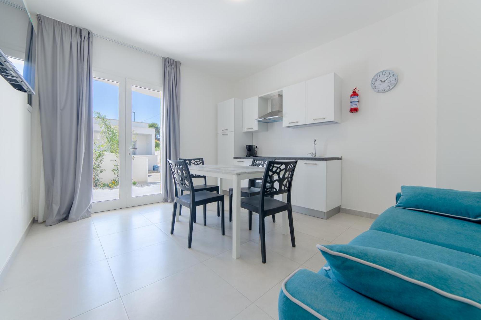 Diva Luxury Suite Торре-Сан-Джованни-Удженто Экстерьер фото