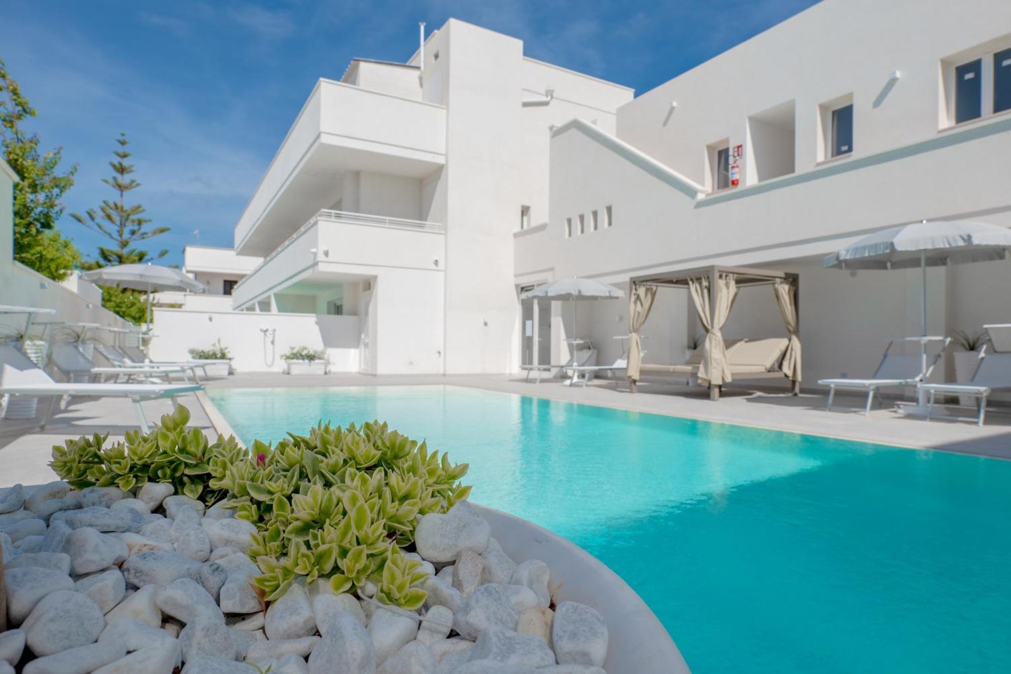 Diva Luxury Suite Торре-Сан-Джованни-Удженто Экстерьер фото